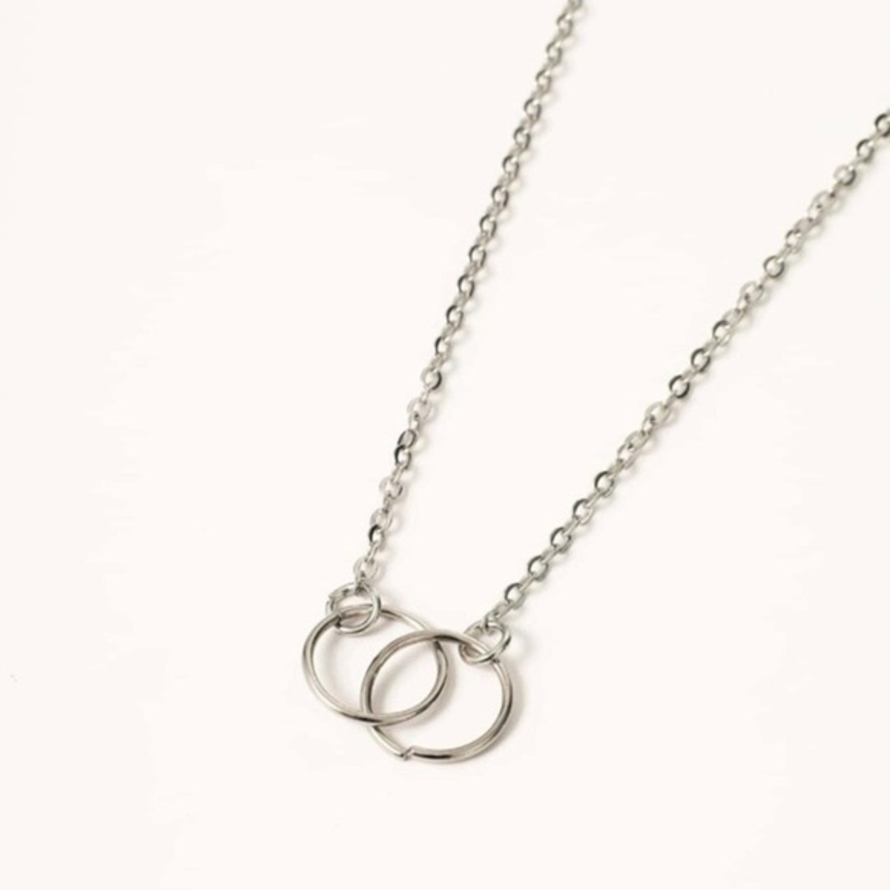 3/$30 🤍 Double Loop Necklace - Picture 3 of 4